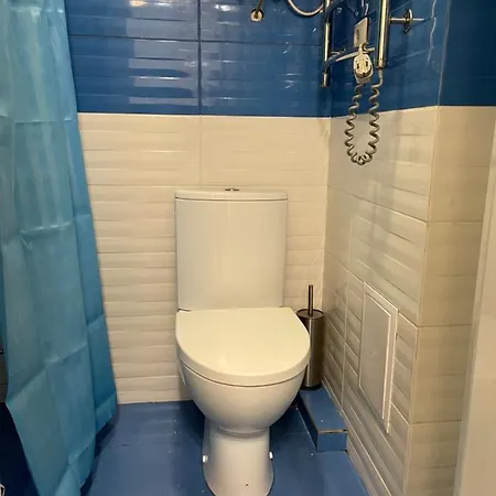 On Pishonivs'ka * Odesa