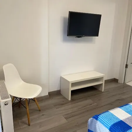 Apartment On Pishonivs'ka *