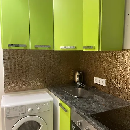 On Pishonivs'ka Apartment *