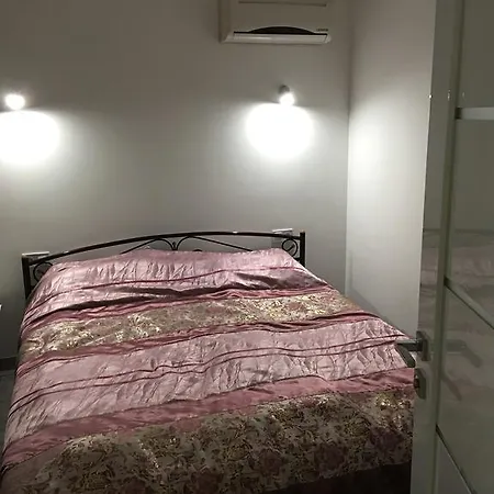 Apartment On Pishonivs'ka *